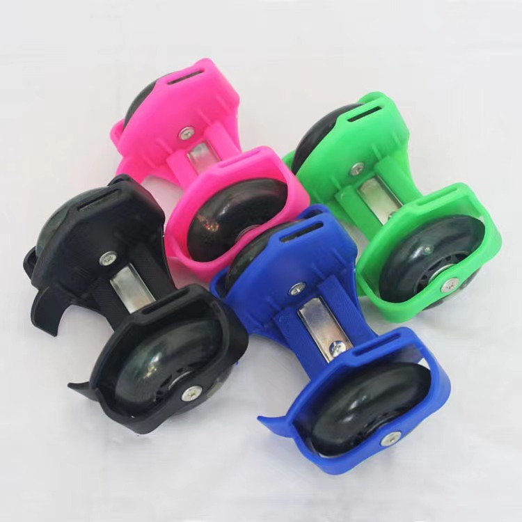 Popular Kids adjustable two wheels skate shoes With Led Lights flashing roller skate