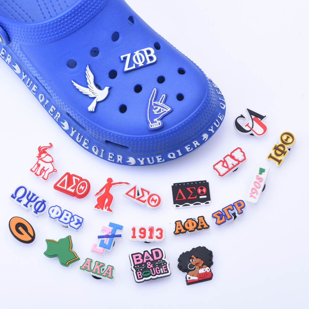 dropshipDropshipping 1pcs Croc Charms Shoe Accessories Designer PVC Emblem of Button Deecoration for Clog Shoes Charm