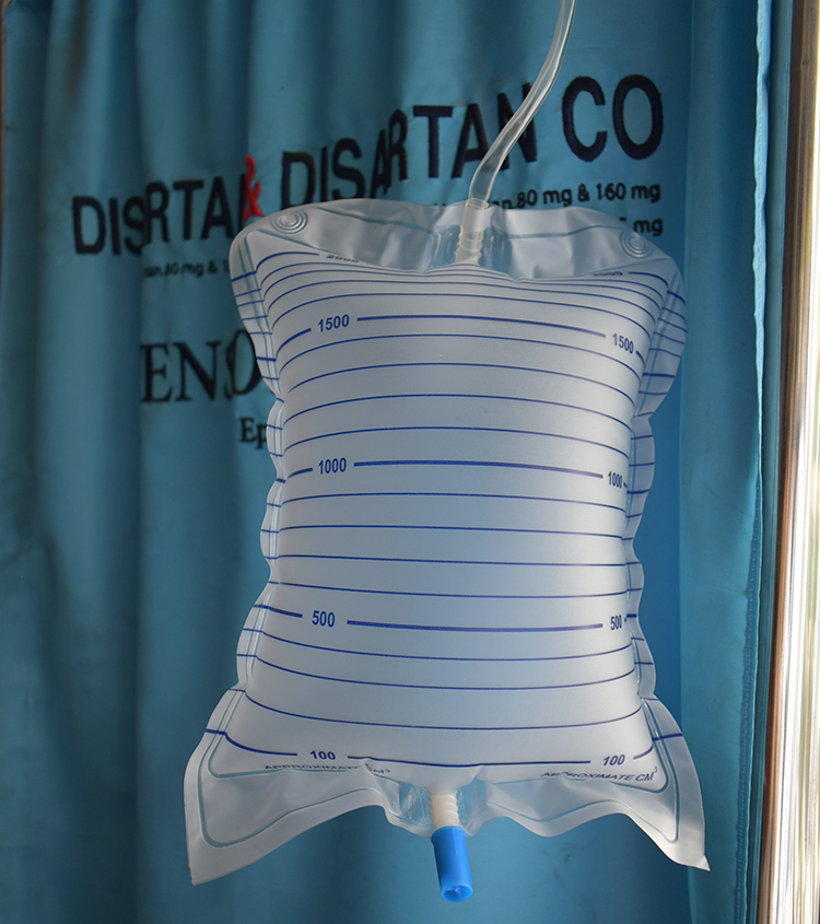 Hospital bed incontinence large capacity male female drainage collector urine collection bag