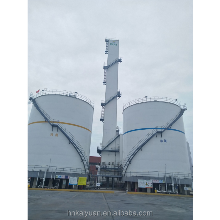 Большой резервуар для хранения углекислого газа