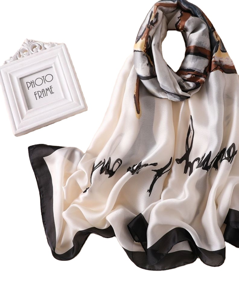 Good Material Women Fashion Style Printing Custom Design Silk Scarf Scarves