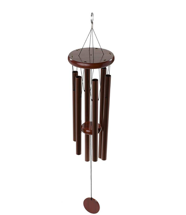 Металлическая трубка wind chime в открытом саду windchime