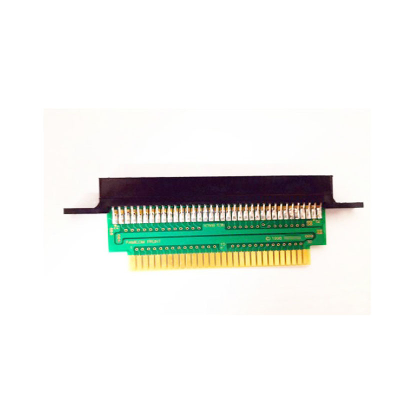 Переходник-коннектор для игрового картриджа Nes в Famicom с 72 Pin на 60 Pin