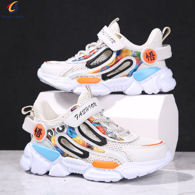 Hot selling fly knit breathable fashion sneakers children's sports shoes school shoes for boys and girls