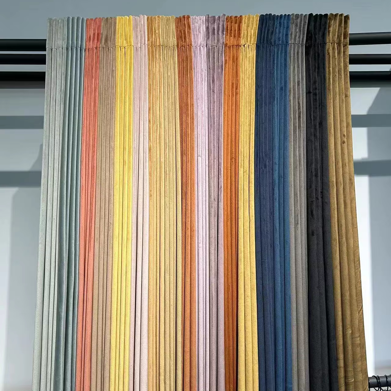 Factory Supplier European-Style Modern Home Decor Accessories New Product Villa Living Room Curtains Shade Hotel