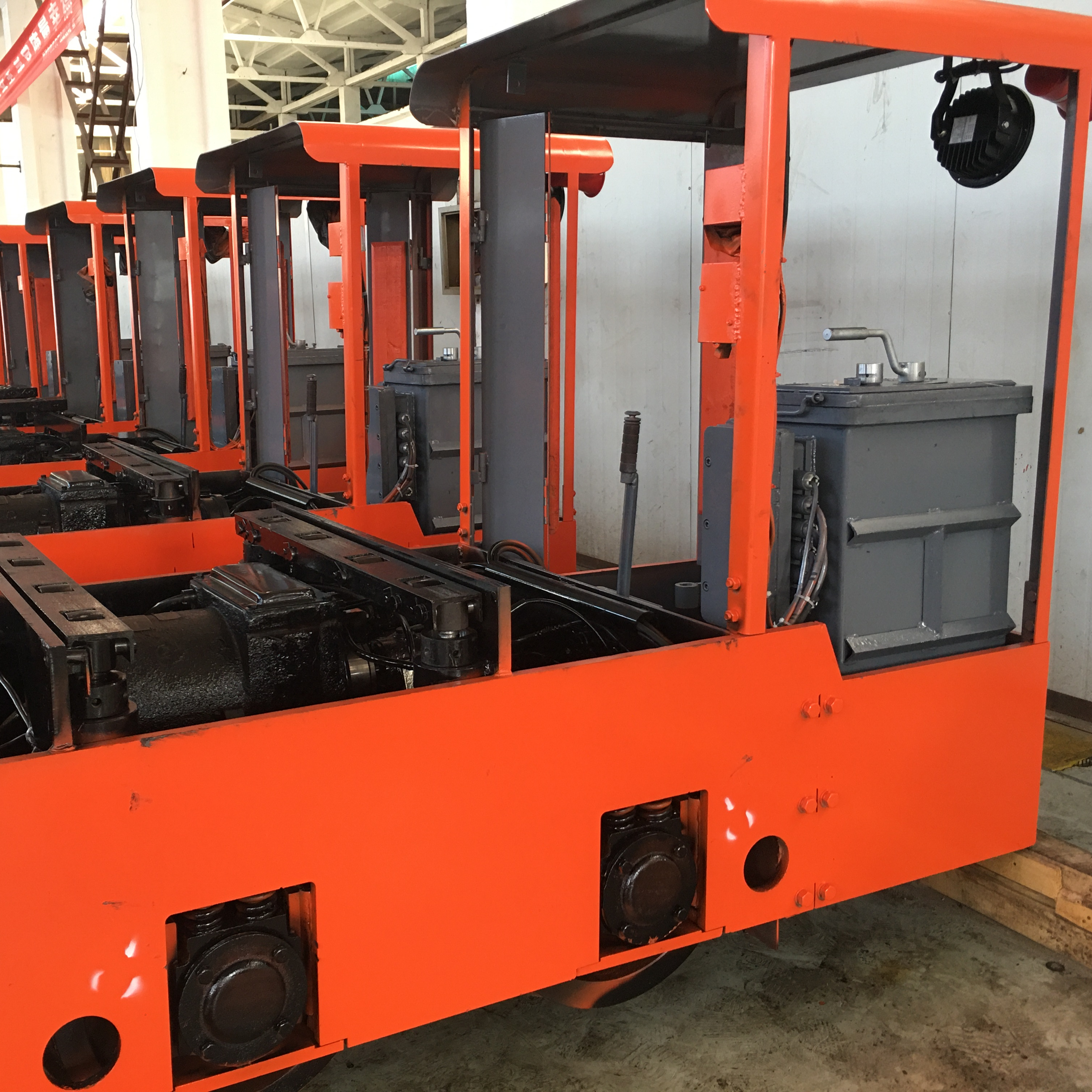 2.5 Tonne Traction Electric Locomotive for Mine Tunnel Transportation