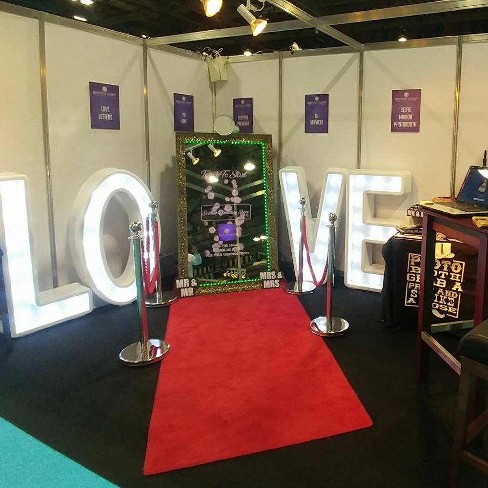 65 дюймов интерактивный сенсорный ЖК-экран для рекламы photo booth киоск для вечеринки