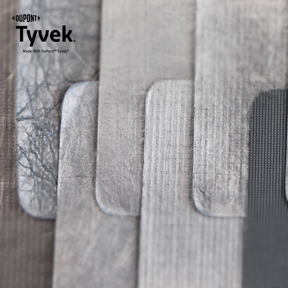 Серебряный 1443R, рулон ткани DuPont Tyvek с алюминиевым покрытием и принтом