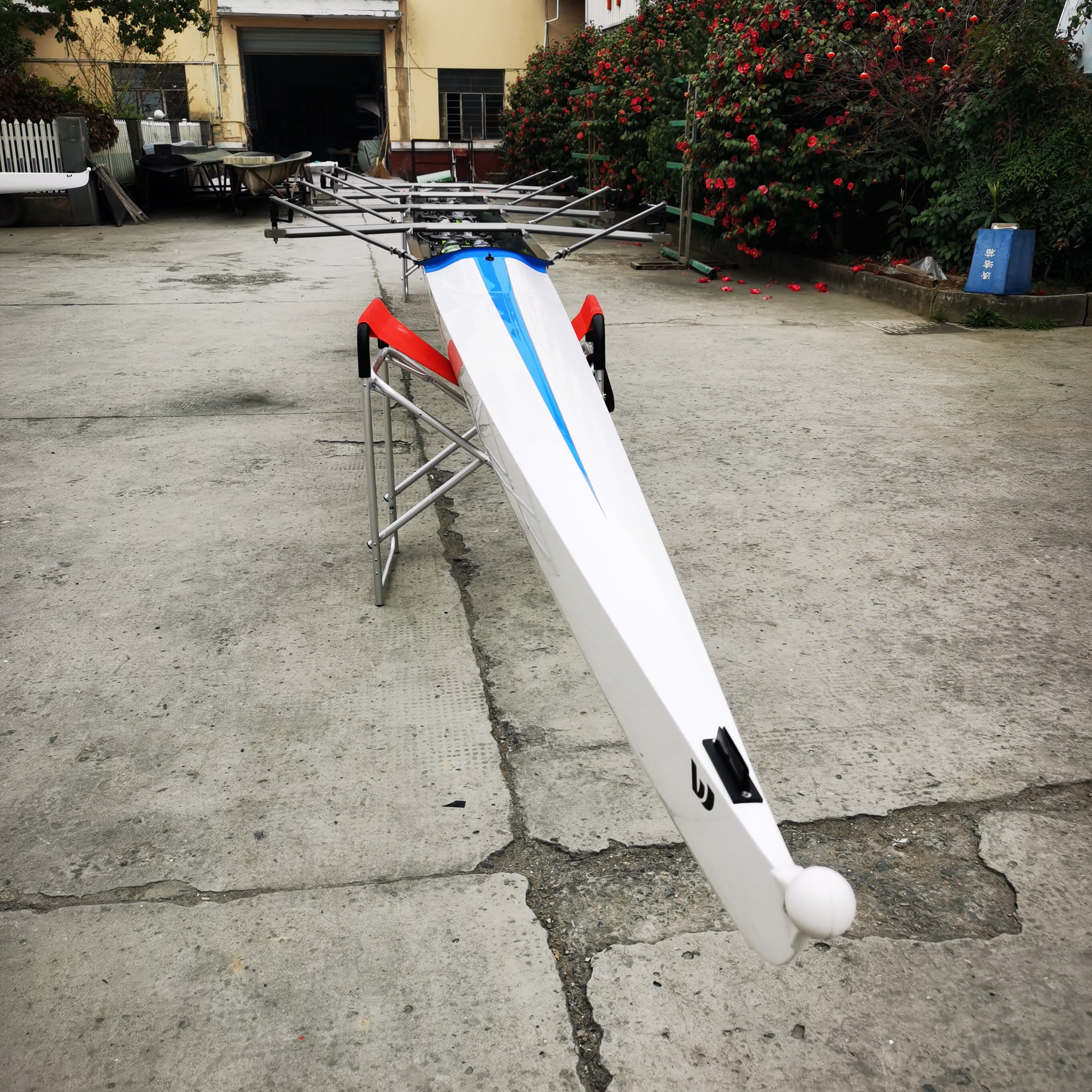 Cheap wholesale Fashion design Waterplay Crafts racing boat rowing boat