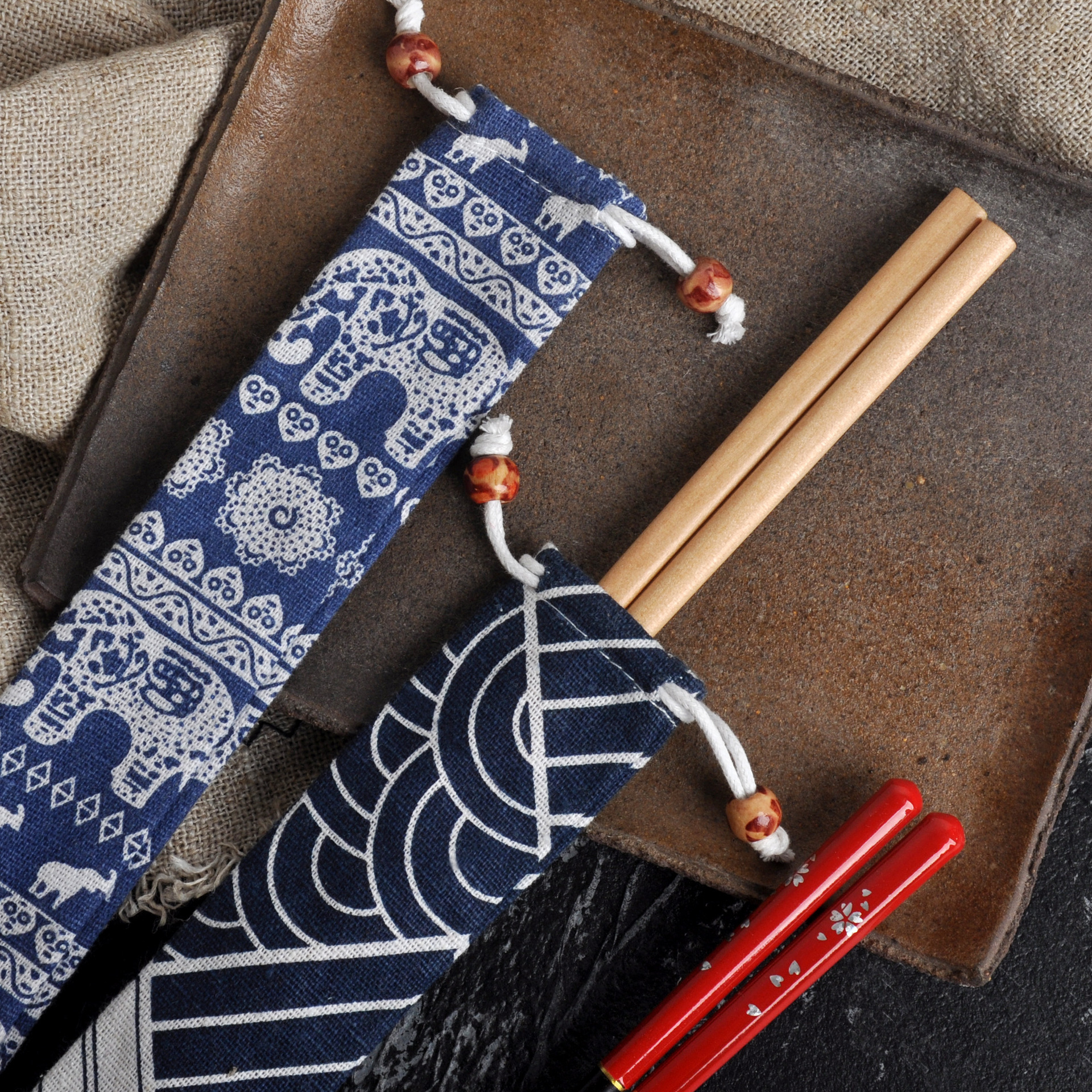 Custom Logo Print Stock Spoon Cutlery Portable Storage Tableware Packing Linen Jute Cotton Bead Drawstring Cover Chopstick Bag