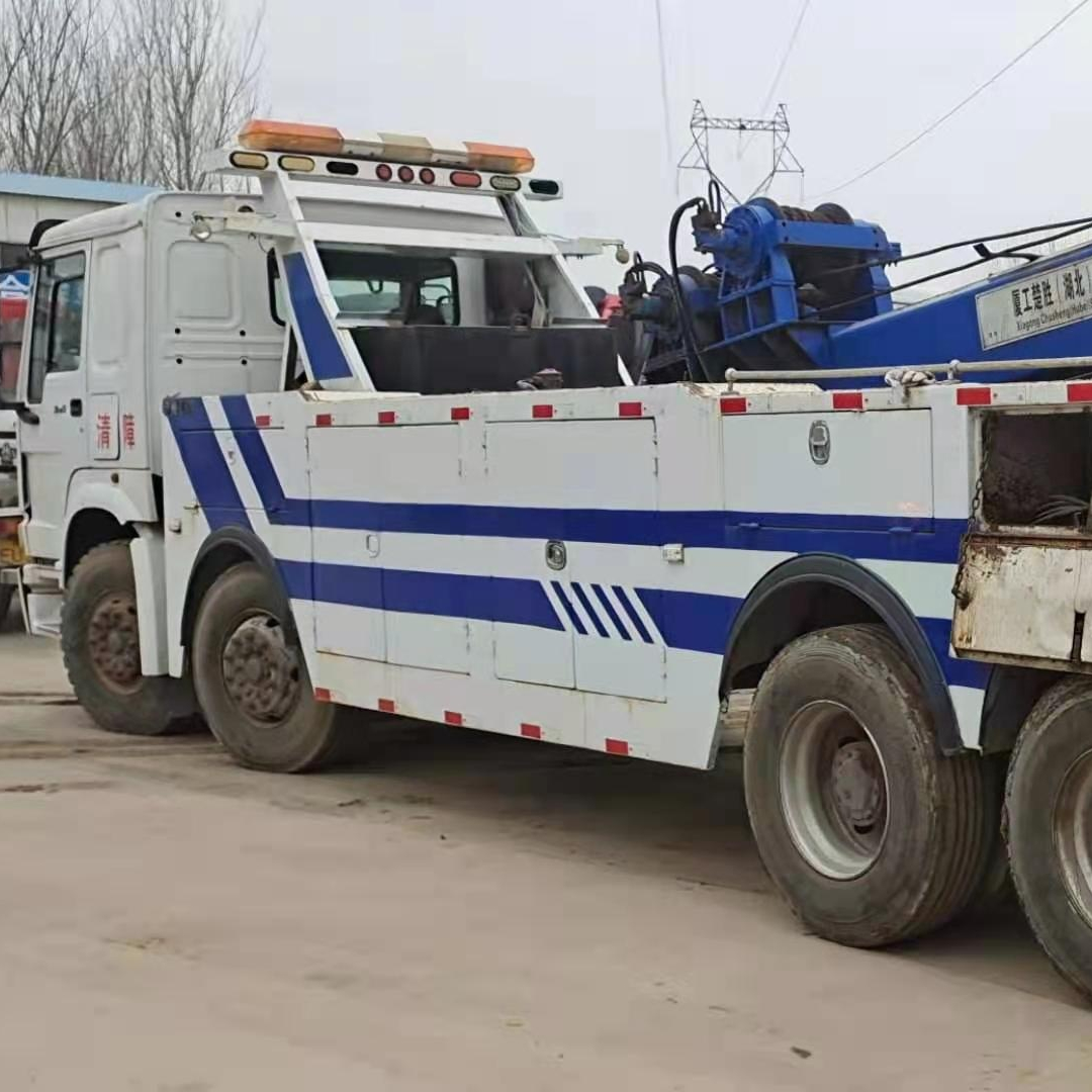 Used fuel type howo used recovery tow wrecker truck