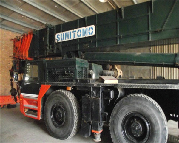 Sumitomo используется автокран 110T SA1100