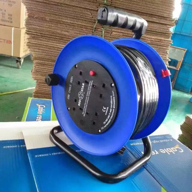 KEJIA Hot Sale Standard Grounding Extension Socket Power Strip Black British Cable Plug small british type extension cord reel