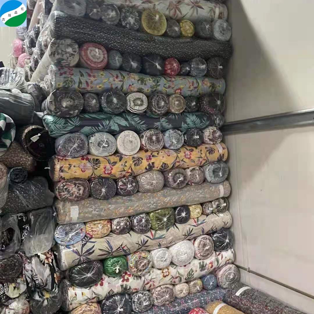 2021 new arrival hot selling stock lot 50D moss crepe sliver print fabric mixed design for sale for Keqiao fabric