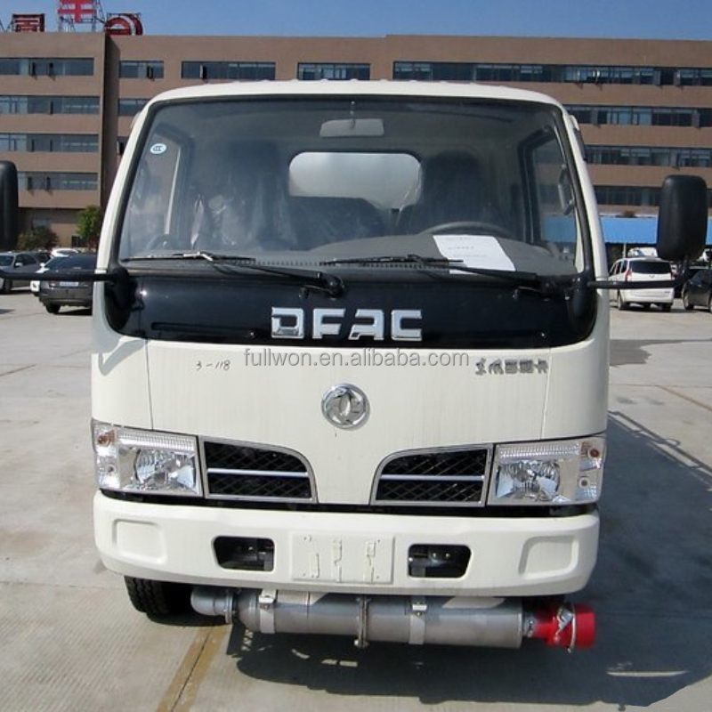 High quality tank truck Dongfeng 5000L water tank truck for sale