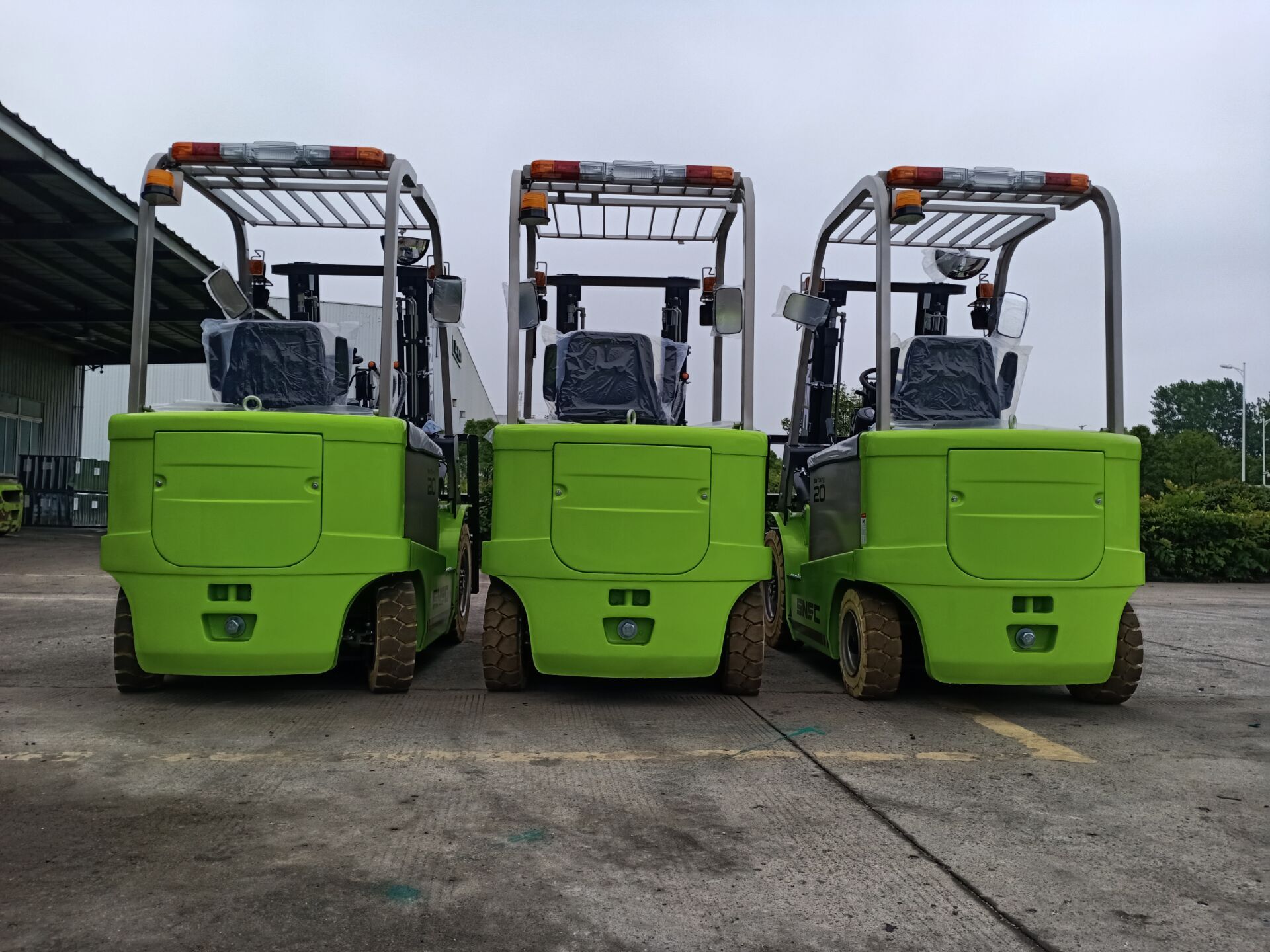 New 2 ton electric powered forklift