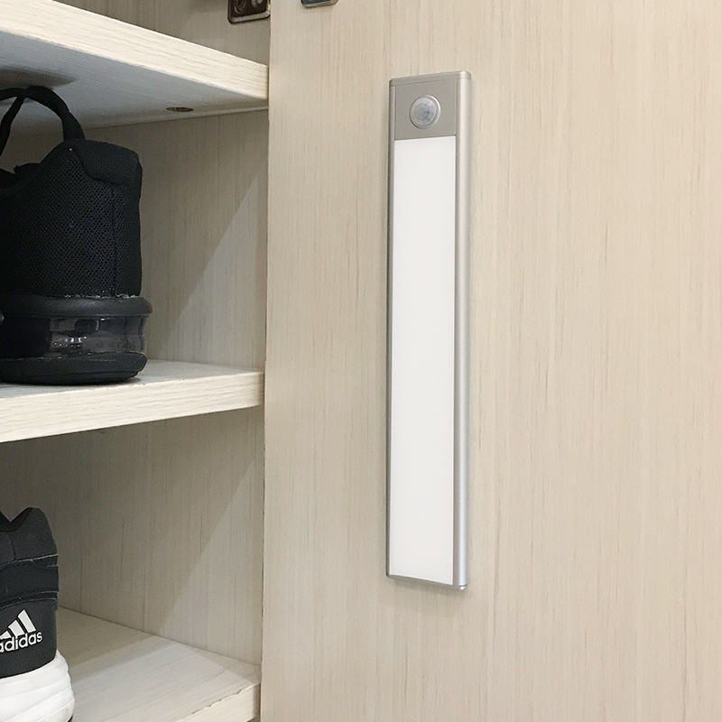 Светильник для шкафа с датчиком движения, перезаряжаемый usb-шкаф, светодиодный шкаф для кухни, спальни