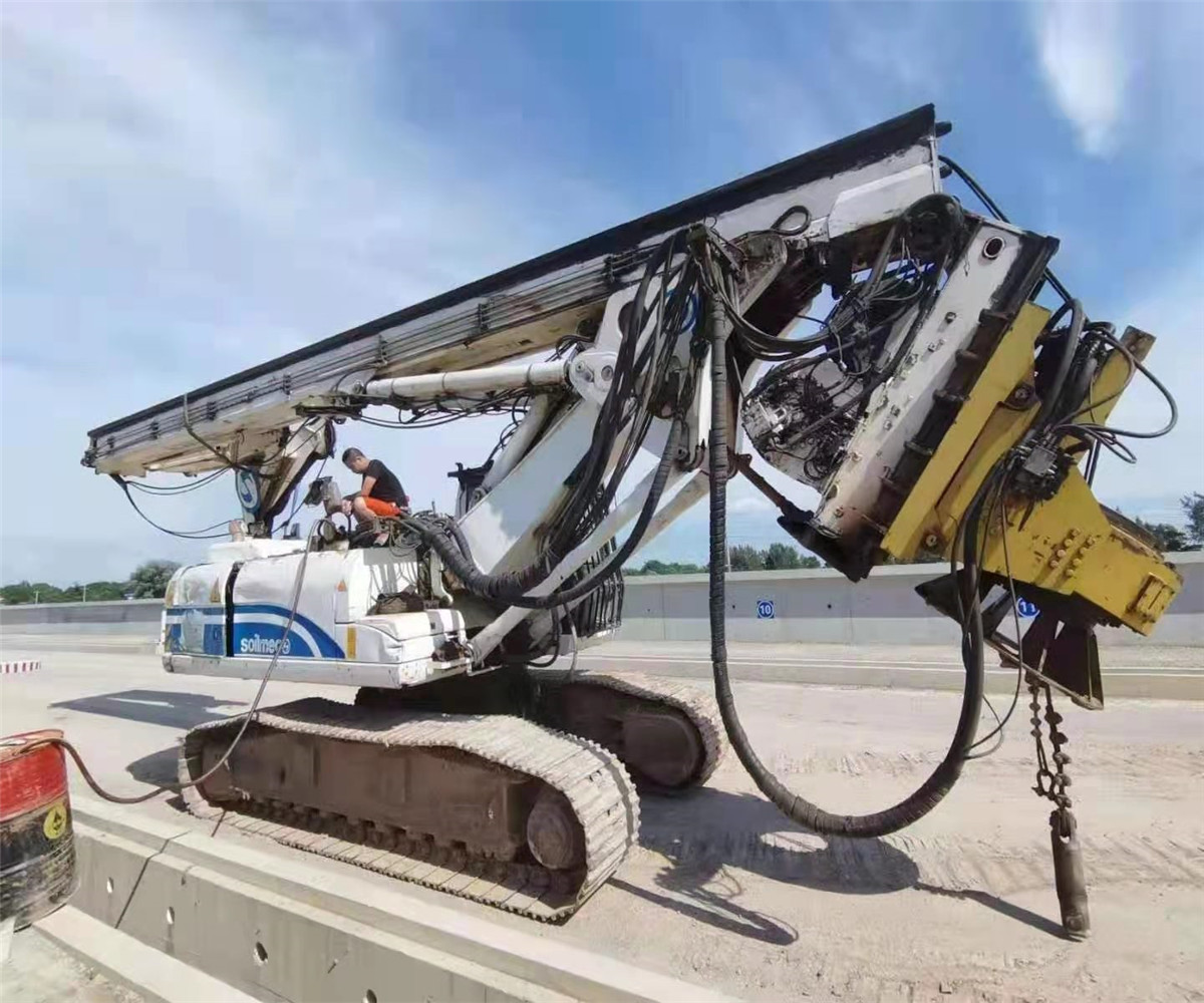 Год 2011 Soilmec SR-60 бурение скважин механический тканеукладчик б/у SR-70 Земляной Бур гидравлическая сваебойная буровая установка