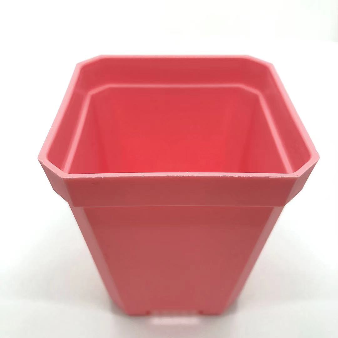 Gamla plastic elevated flowers pots frame square