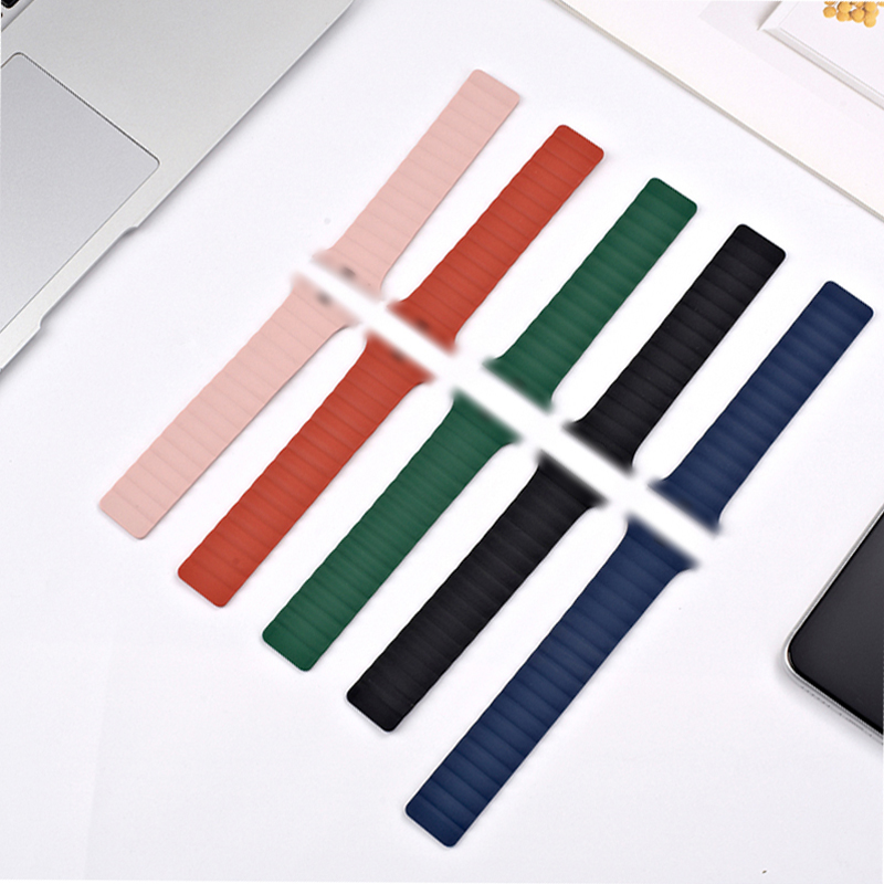 Ремешок для часов с магнитной застежкой для Apple Watch series 6 5 4 3 2 1, силиконовый ремешок для умных часов iwatch