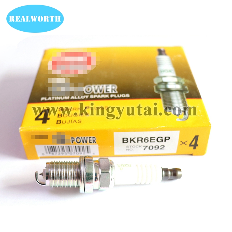 Original Engine parts Spark Plug 7092 BKR6EGP