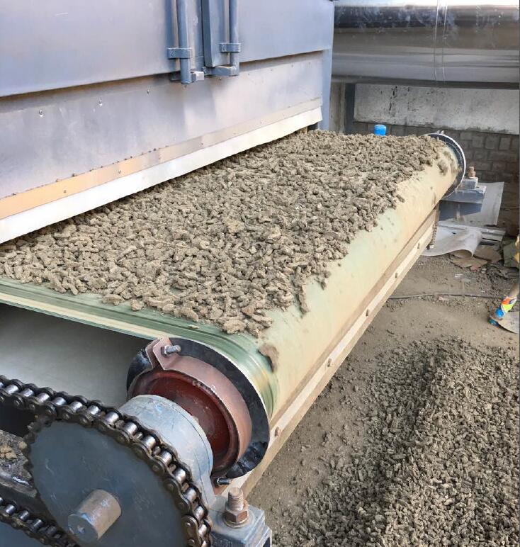 DW Series Single-Layer Mesh Belt Dryer for drying the sludge