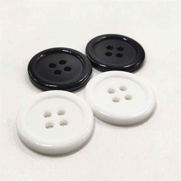 4 Holes Fine Edges Polyester Resin buttons for t-shirts