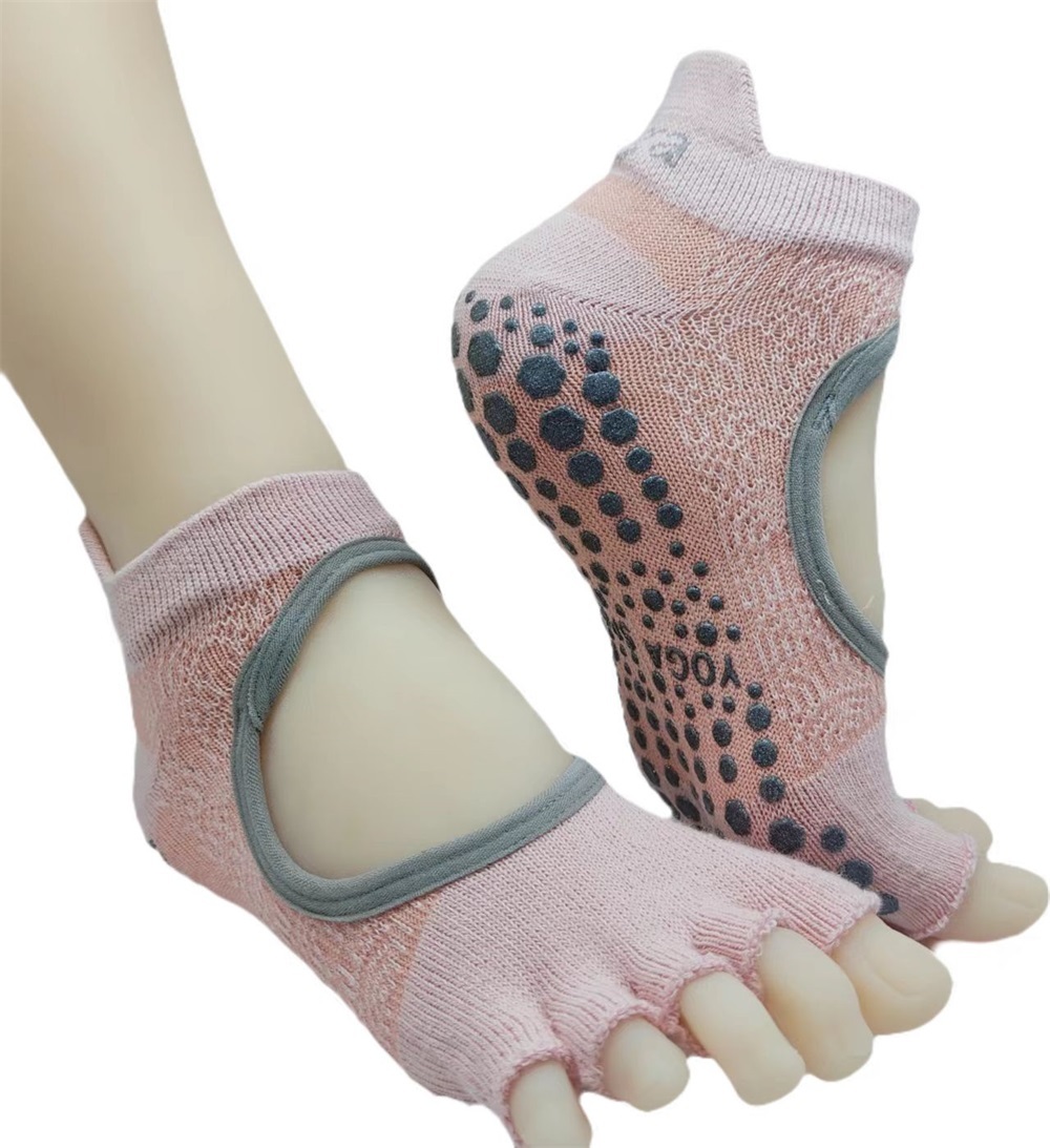 best quality custom women five fingers socks anti slip pilates socks designer grip yoga socks