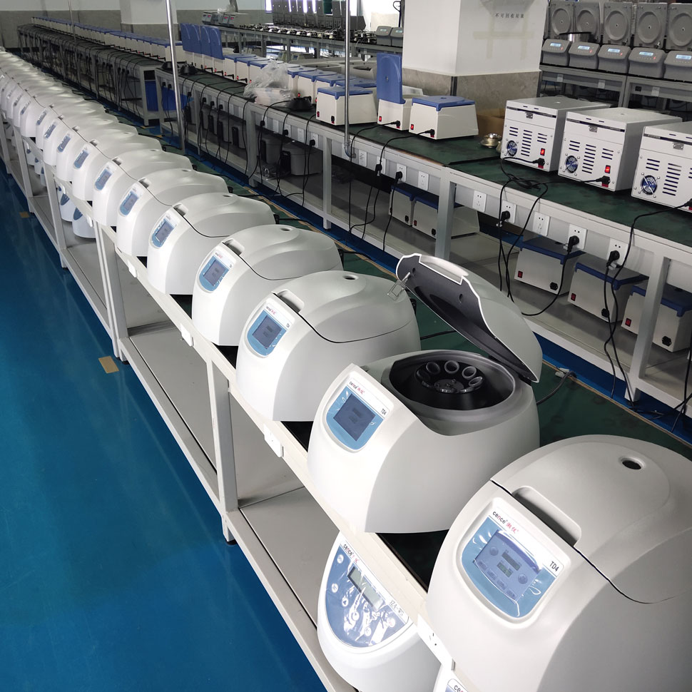 Clinical Analytical Instruments Blood Separation 4000rpm Programmable PRF Centrifuge Machine for hospital