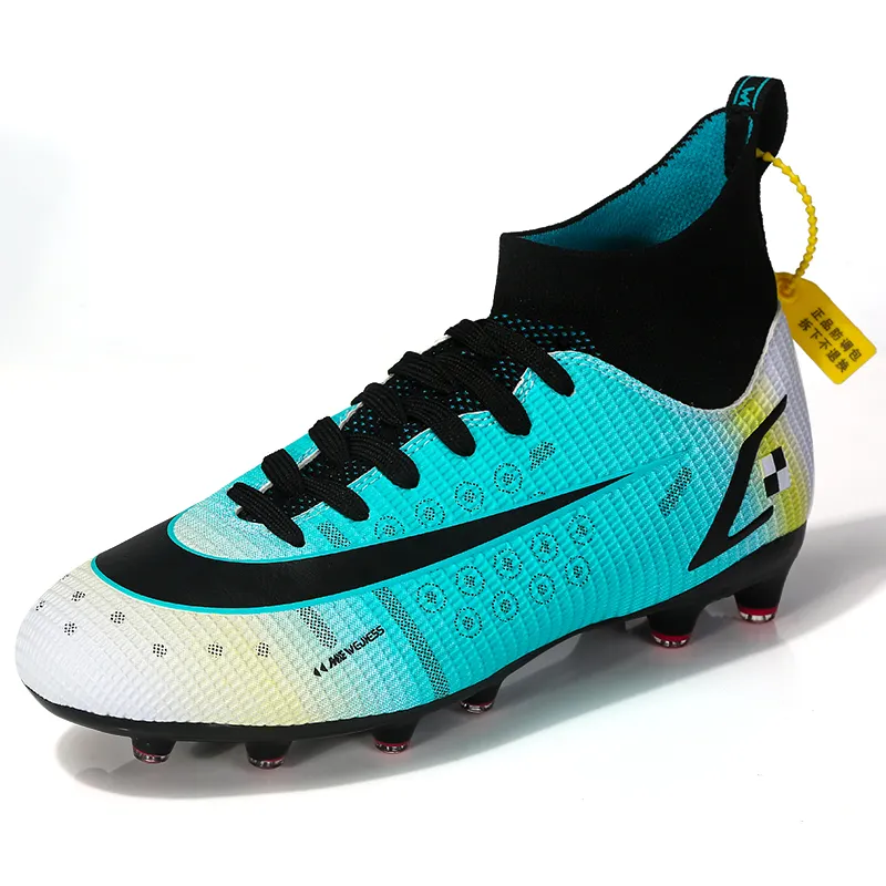 Wholesale Zapatos De Futbol Fashion Tacos De Futbol Short Spike Cleats Soccer Shoes Chuteira Indoor Football Shoes For Men