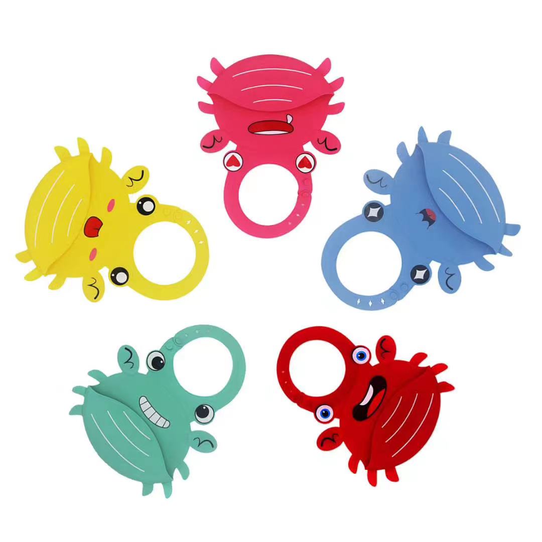 New Products Silicone Waterproof Easily Clean Printing Designs Baby Bibs for boys and girls