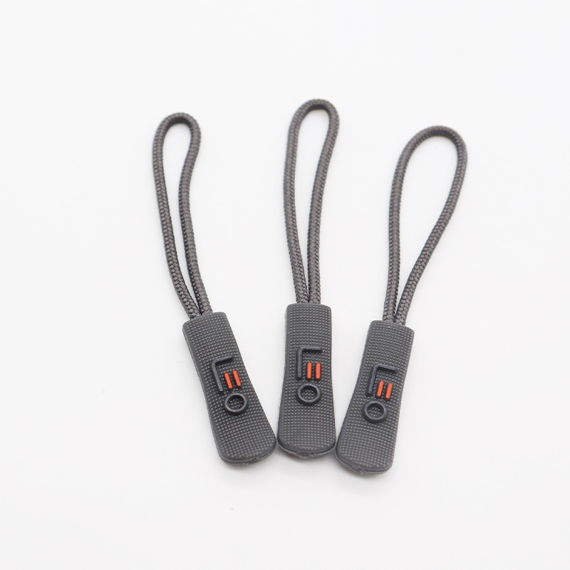 Customized pattern zipper puller heart zipper puller rubber pull designable