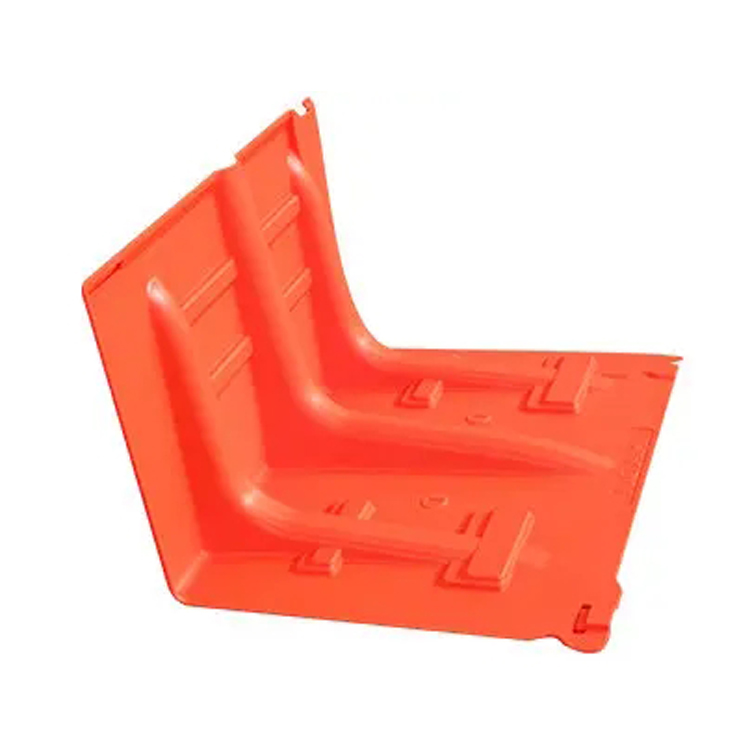 Extendable to an unlimited length Flash flood barrier
