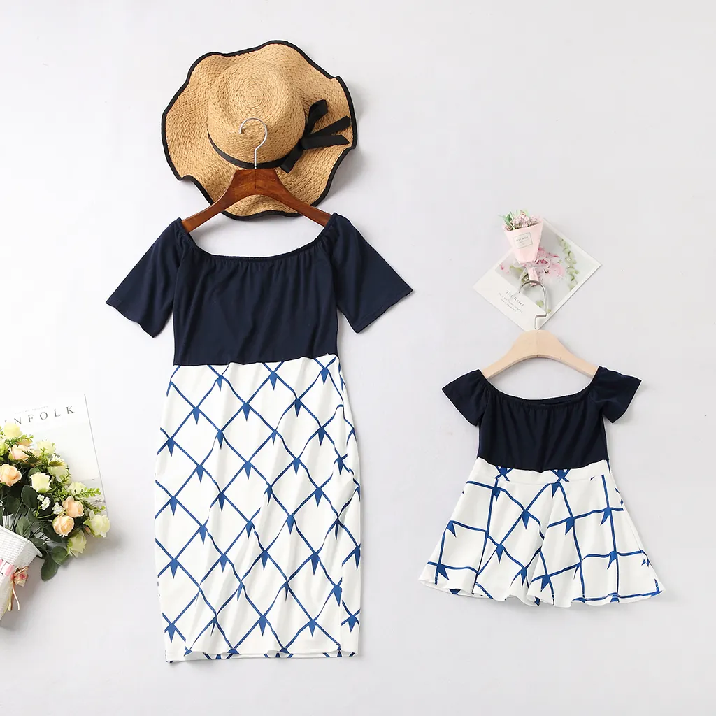 Parent-child outfit Mom and daughter off-the-shoulder printed skirt