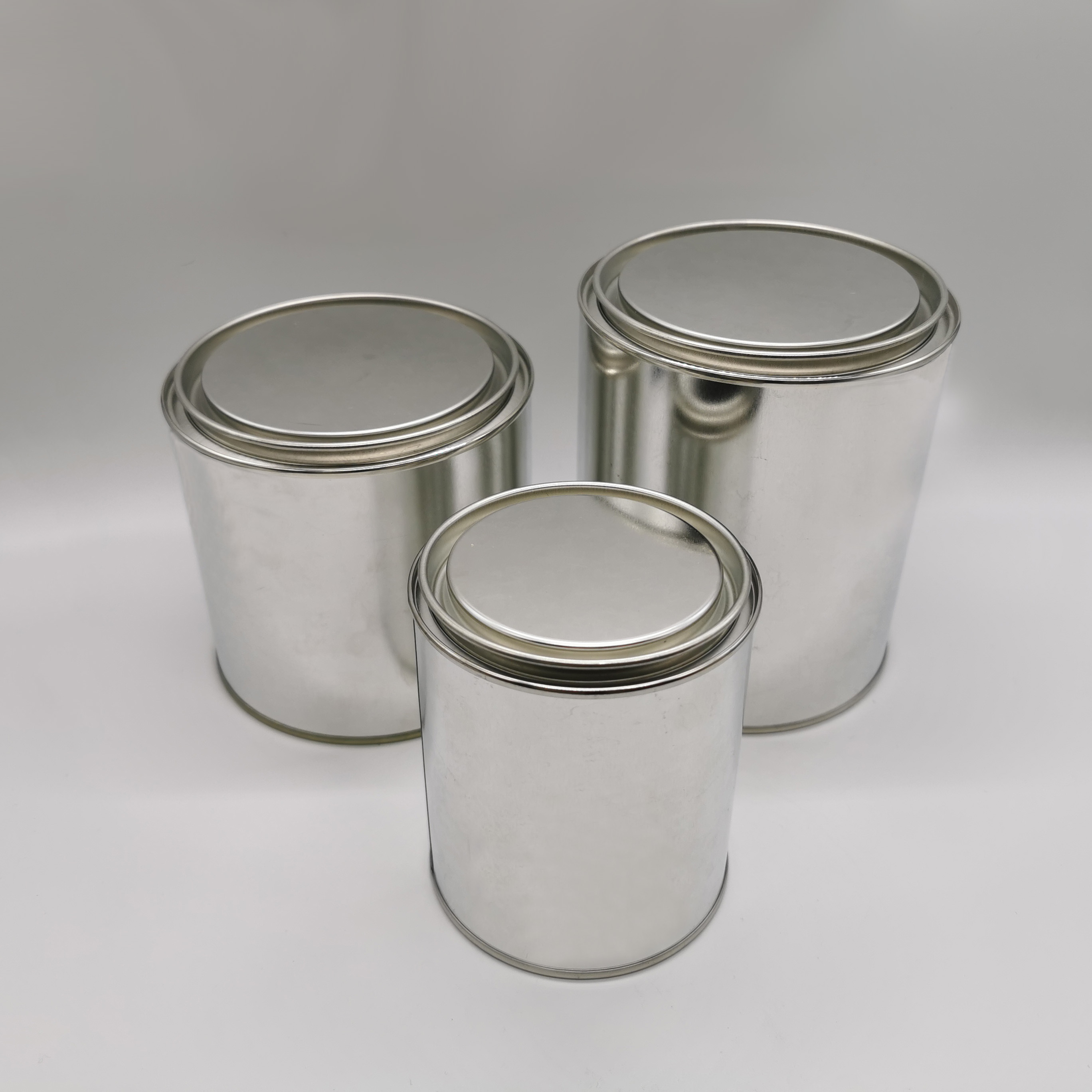 Factory direct sale 0.45L empty round candle tin cans with metal cover