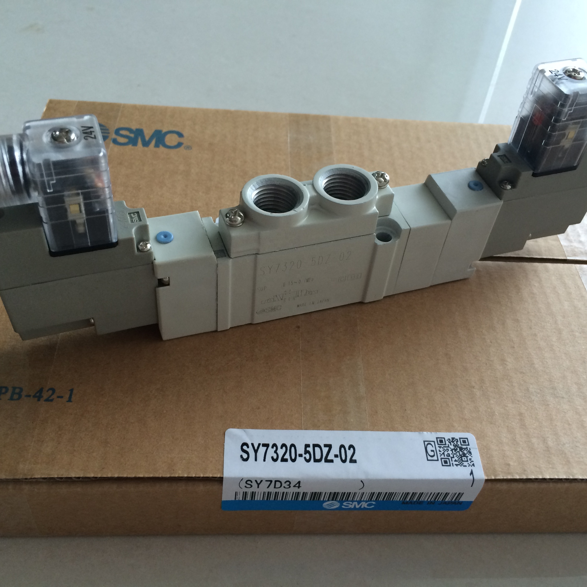 Электромагнитный клапан SMC SY7320-5DZ-02 24V 110V 220V