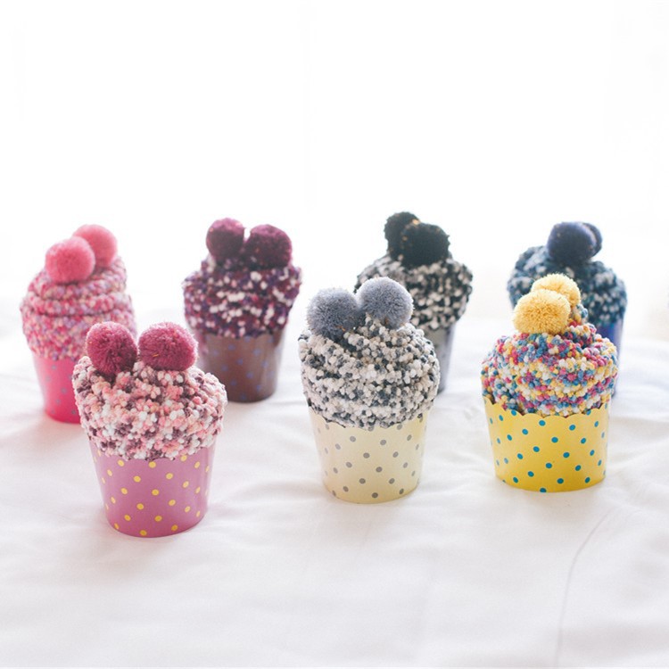 Comlor OEM meia menina wholesale new design creative socks gift set socks cute fuzzy crew socks women