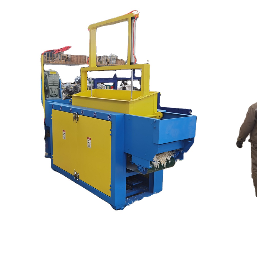 wood chips Best selling Home using small Wood Shaving Machine for crushing raw wood