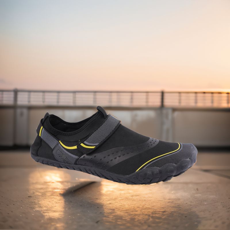 HEVA Factory Wholesale OEM ODM Water & Swimming Shoes Barefoot Quick Dry Aqua shoes Yoga Fitness Beach Shoes Men