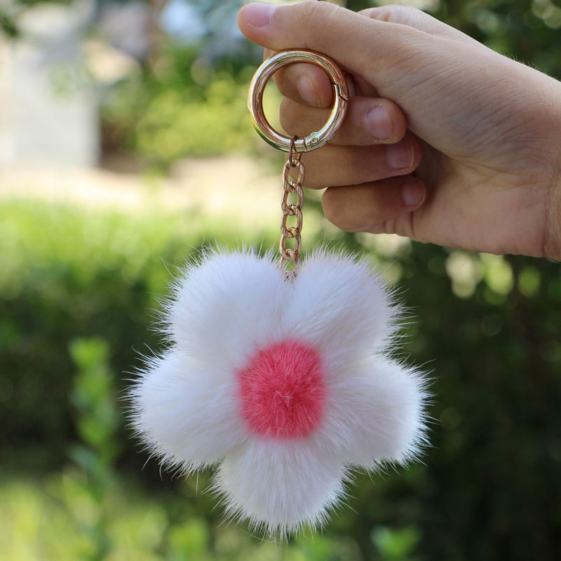 Creative New mink flower fur keychain fashion trend mink SUNFLOWER handbag pendant car key ring