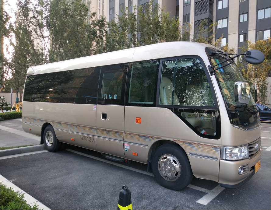 Японский автомобиль 23 места дизельные двигатели городской автобус для продажи