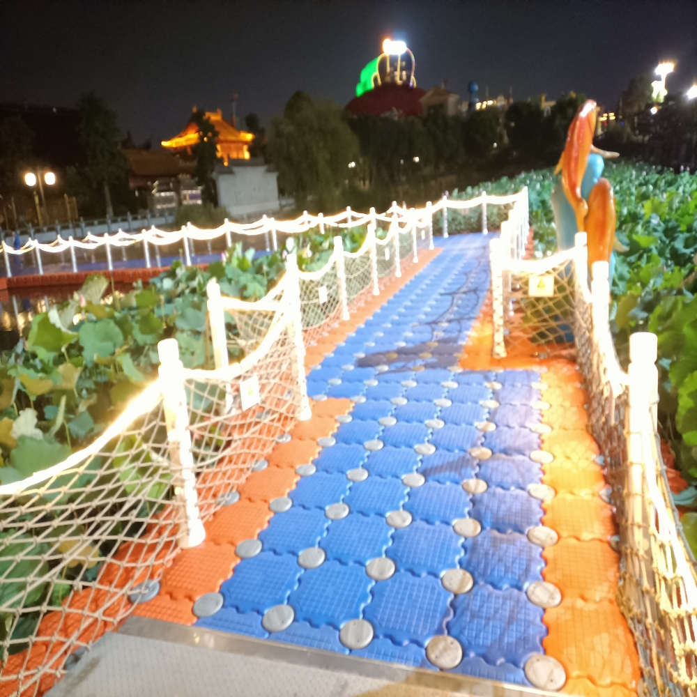 2021 Exporter hot sale floating bridge Easy-to-install floating bridge Floating bridge with strong load-bearing capacity