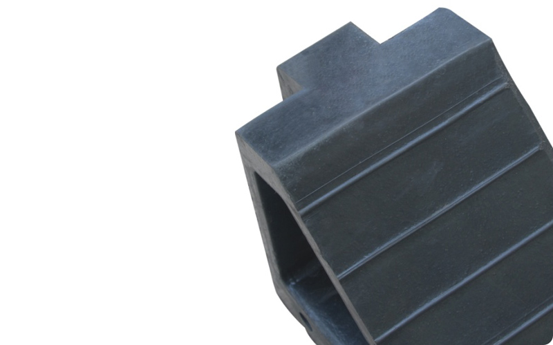 Rubber Heavy Duty Truck Tire Parking Wheel Chock For Traffic