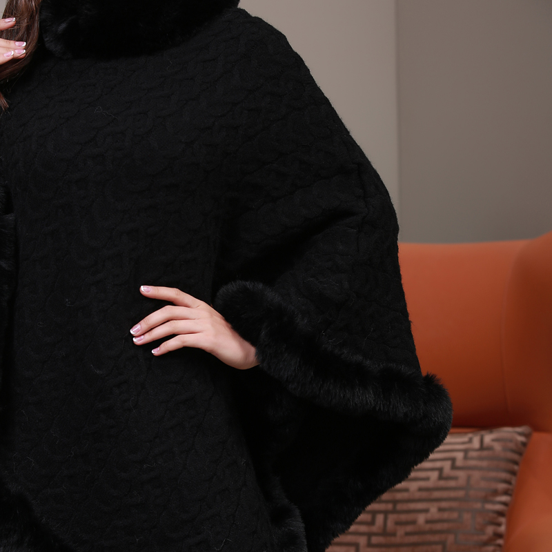 Temperament Ladies Single-layer Black Knitted Shawl Solid Color Imitate Cashmere Ball Swing Type Winter New Product Arrival