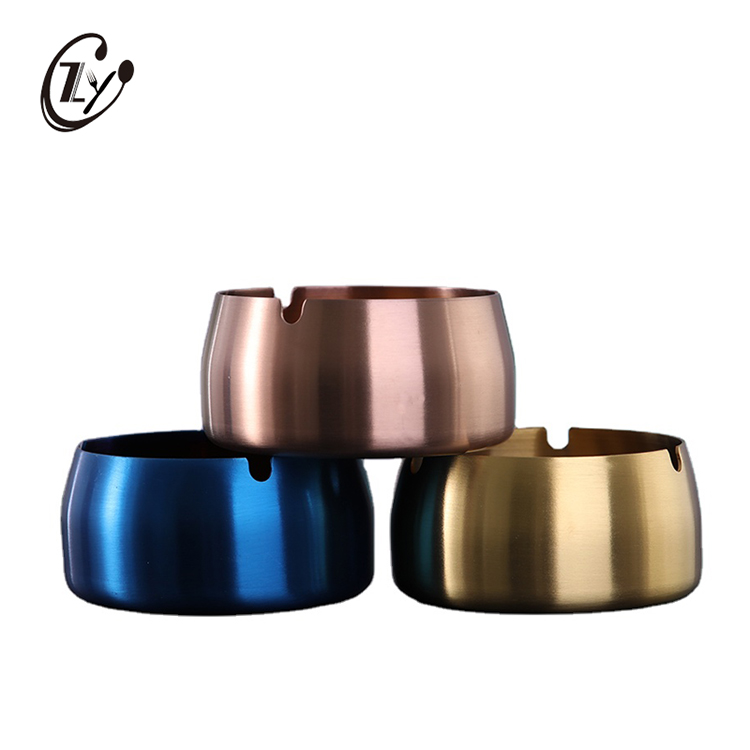 Hot Selling Custom Logo Personalized Smoke Ashtray Stainless Steel 4 Sizes Gold Round Ashtray With Gift Box