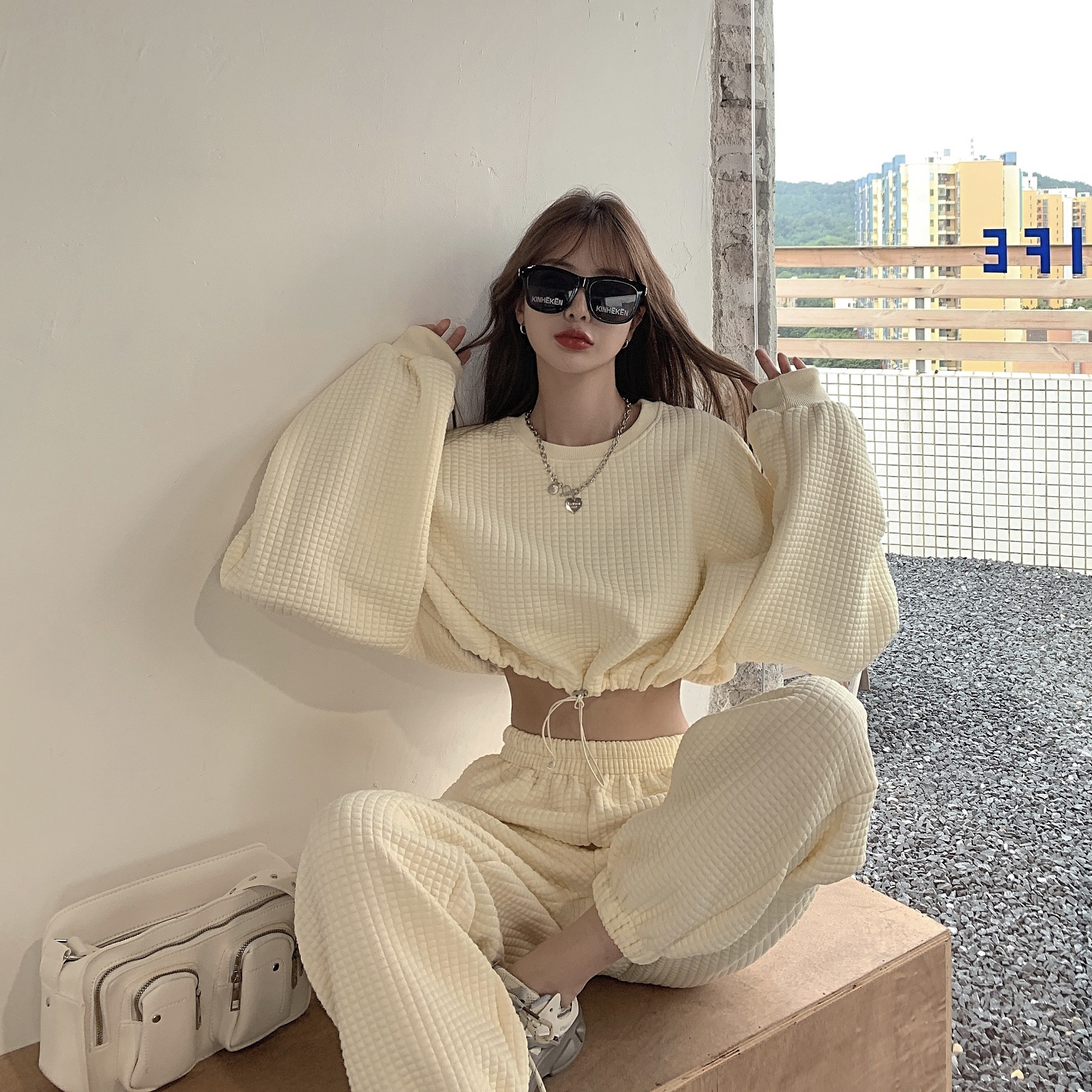 2021 high quality custom casual crop top sweatshirt hoodies for women comfy cotton multicolor hoodie set for women