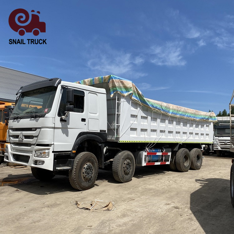 Самозагружающийся самосвал SINOTRUCK Howo на 40 тонн, б/у самосвал 8*4, распродажа