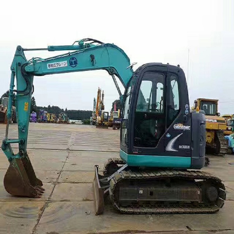 Небольшой экскаватор Kobelco 70SR для восстановления рабочего состояния