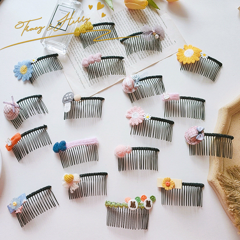 Tracy & Herry Simple Fashion Design Decorative Hairbrush Accessories Korean Style Hair Combs for Girls Hair Fixed Cute Hair Clip