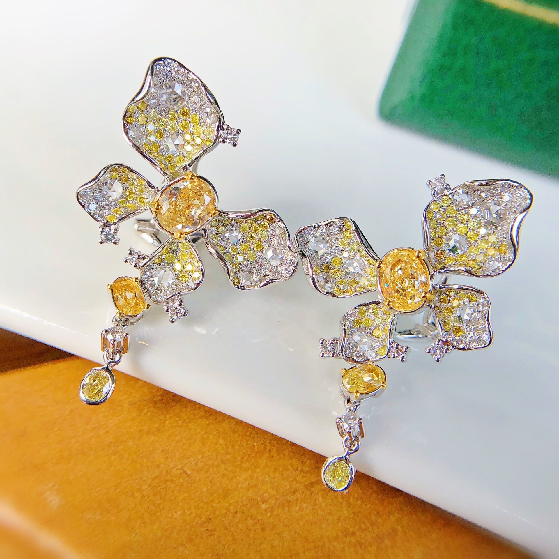 Fashion Butterfly Flower Drop Earrings Inlay Full Dazzling Zircon Charm Piercing Earrings For Women Wedding Party